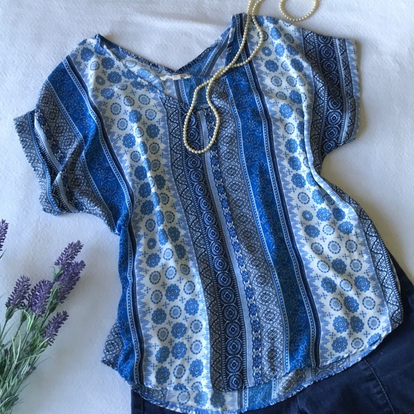 Pink Rose Tops - Pink Rose | Blue paisley top size large